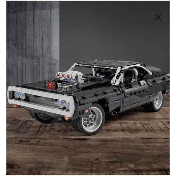 Lego Technic 42111 Fast & Furious: Dom's Dodge Charger - New / Sealed / Retired - Picture 2 of 14